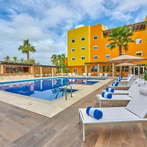 https://city-express-suites-cabo-san-lucas.cabosanlucashotelsmexico.com